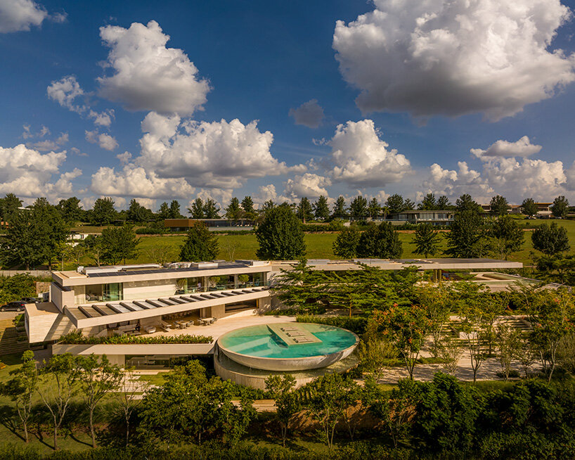 passarelli arquitetos perches swimming pool like a monumental bowl beside casa da baro post thumbnail image